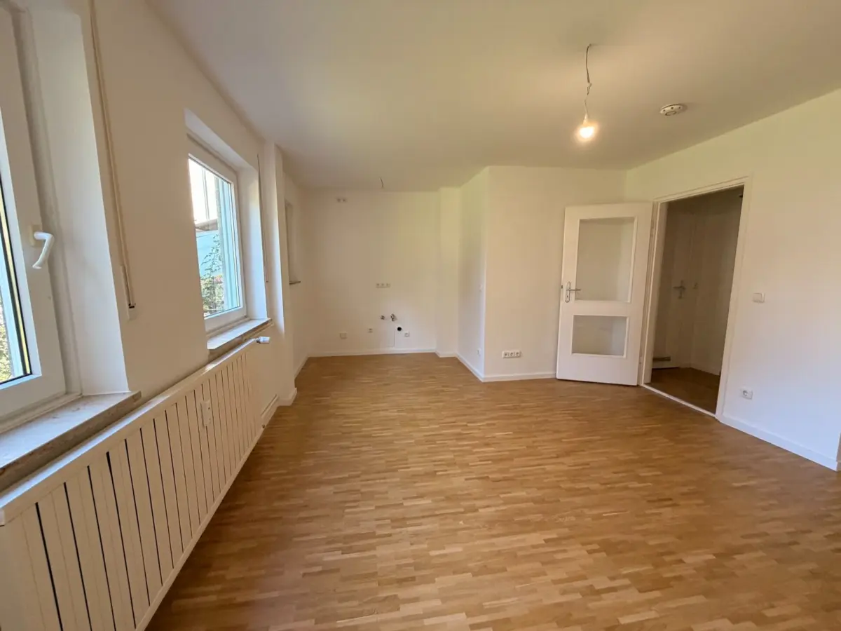 Wohnzimmer mit Kochnische
