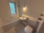 Moderne 2 Zimmer Wohnung in Haar - Helles Badezimmer