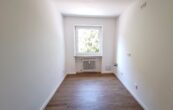 Familienfreundliche 3-Zimmer-Wohnung mit Loggia in Hochzoll - Nord - Küche.jpg