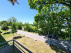 Lichtdurchflutete 3-Zimmer-Wohnung mit Wohnküche in Augsburg-Oberhausen zu vermieten - Blick vom Balkon