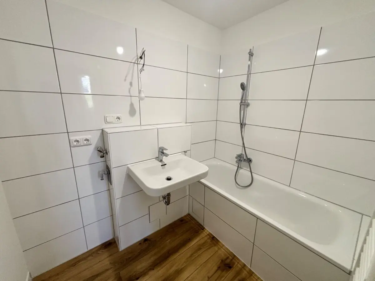 Modernes Badezimmer