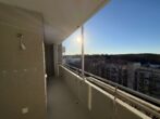 Helle 3- Zimmer-Wohnung mit Balkon - Sonniger Balkonblick